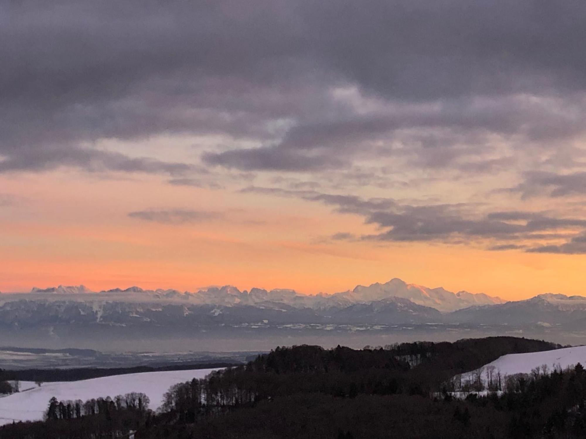 La Croisee Des Chemins Premier Exteriör bild